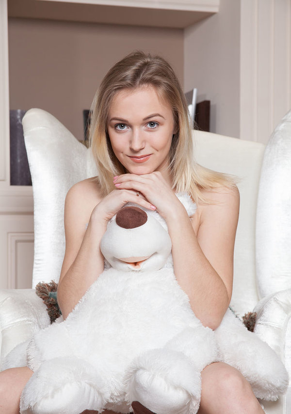 Варвара, 22 года, 1 размер груди